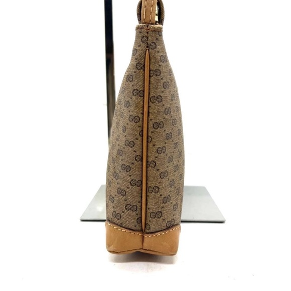 Gucci Tan Monogram Shoulder Bag - Picture 4 of 16